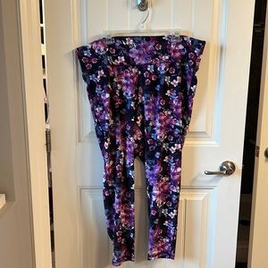 Lane Bryant “Livi” athletic 7/8 ankle legging